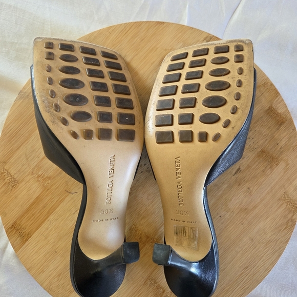 Bottega Veneta | Stretch Leather Mule - Picture 8 of 10